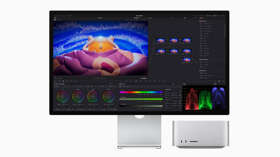 Da Vinci Resolve로 영상을 처리하는 모습을 보여주는 Mac Studio와 Mac Pro.