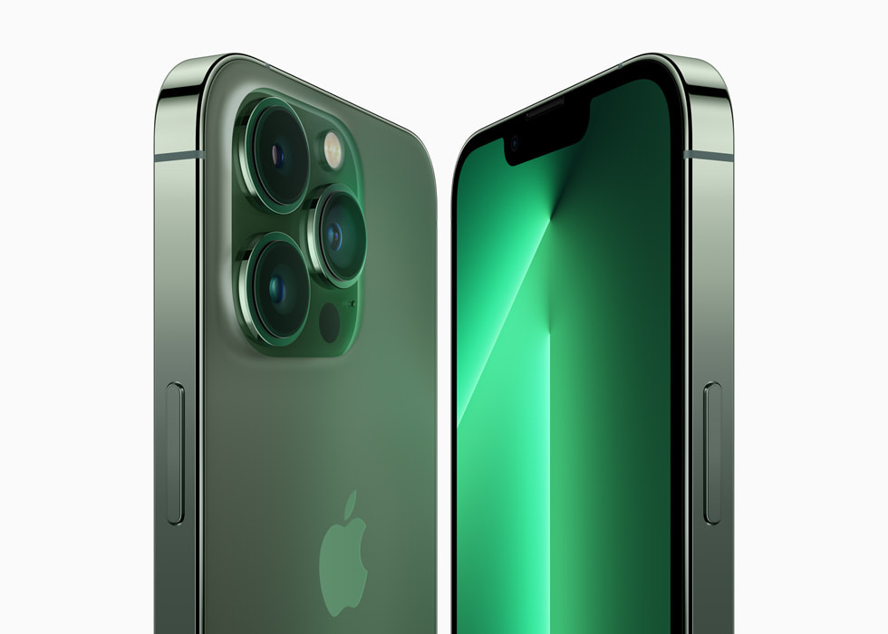 새로운 알파인 그린 색상의 iPhone 13 Pro.