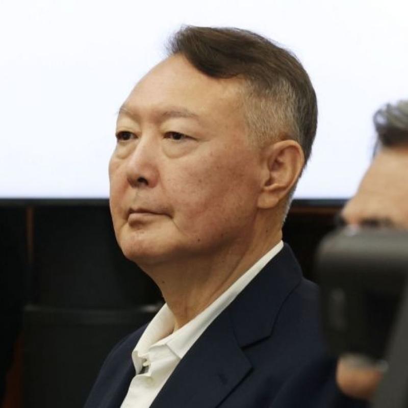 "구치소 직원 7명이 24시간 윤석열 수발" 폭로 "직원 7명 징발해 심부름꾼 부려"